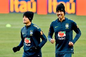 PHILIPPE COUTINHO, ROBERTO FIRMINO