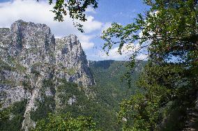 Prokletije National park, Mountains