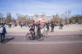 Netherlands, All Rembrandts, Rijksmuseum, bicyclists
