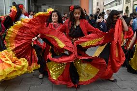 Roma Pride march, Romani people, girl, girls, dance