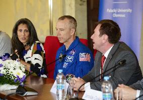 Andrew Feustel, Indira Feustel, Jaroslav Miller