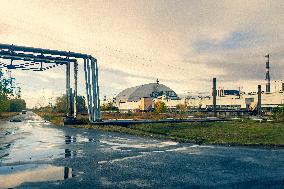 Chernobyl zone, restricted territory, power plant, sarcophagus