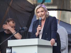 Marine Le Pen, demonstration against dictate of European Union, staged by SPD