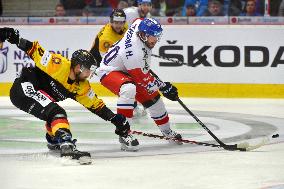 Marco Nowak, Hynek Zohorna