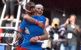 Barbora Krejcikova, Lucie Safarova