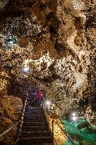 Bozkov Dolomite Caves, cave