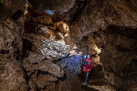 Bozkov Dolomite Caves, cave