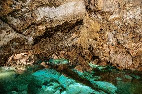 Bozkov Dolomite Caves, cave