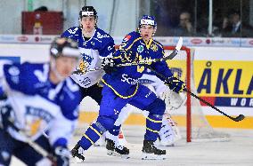 Tony Sund, Oscar Lindblom