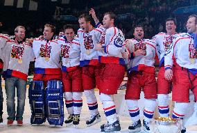 Adam Svoboda, Milan Hnilicka, Marek Zidlicky, Pavel Kubina, Josef Vasicek, Jaroslav Spacek, Tomas Kaberle and Martin Rucinsky, Champions of the 2005 IIHF World Championship