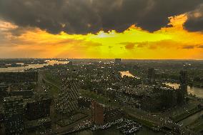 Rotterdam, view, observation tower Euromast, Sunset