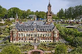 Miniature park Madurodam, tourists