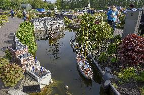 Miniature park Madurodam, tourists