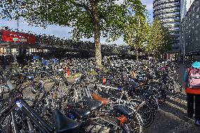 Amsterdam, center of the city, bikes, bicycles, parking, people, tourist, tourists, tourism