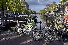 Amsterdam, center of the city, bikes, bicycles, parking, people, tourist, tourists, tourism