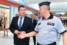 Jan Hamacek, mixed police patrols, Czech, Slovak, Polish, Bulgarian, Romanian officers