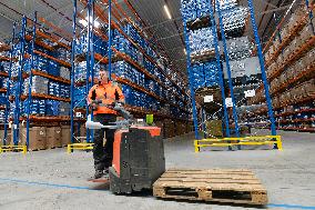 Swiss logistic company Panalpina opens its second industrial building, ceremonial opening