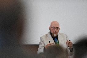 KIP THORNE