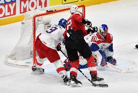 Radko Gudas, Nino Niederreiter, Patrik Bartosak