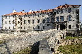 castle, Nelahozeves