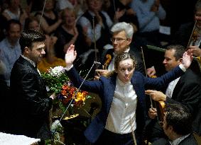Manuel Blanco, Jessica Cottis