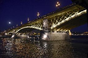 Hableany sightseeing boat accident on the Danube River