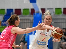 Aija Brumermane, Kamila Stepanova