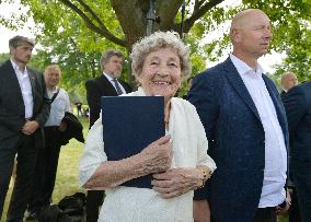 Marie Supikova, survivors of the obliteration of the Lidice village in 1942