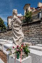 Renewal of Marian column starts in Prague centre