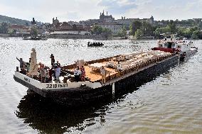 Renewal of Marian column starts in Prague centre