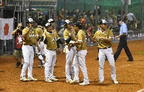 Japan softball players