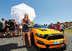 NASCAR GP Czech Republic, Most NASCAR Show 2019, grid girl