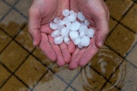 hail, hailstones, hailstone, hand, hands, palm, palms