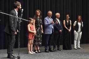 Kristina Grozeva, Petar Valchanov, Rena Vougioukalou, Petra Oplatkova, Ivan Barnev, Ivan Savov