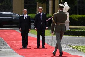 Joseph Muscat, Andrej Babis