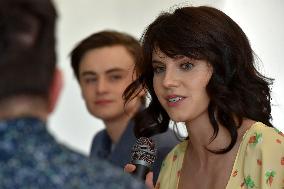 Jaeden Martell, Kara Hayward