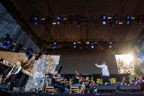 Music Festival Rock for People , Vypsana fixa