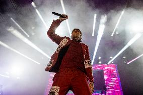 Oliver Sykes, Bring Me The Horizon