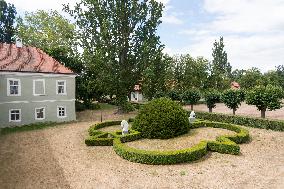 The Kladruby nad Labem national stud