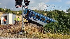 one dies, another seven injured in collision of van with train in Czech Republic
