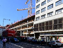 The Flow Building, construction site, container-type modular cabin METROSTAV