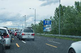 Gorican/Letenye border crossing Croatia - Hungary, HR-HUN, traffic jam, motorcade