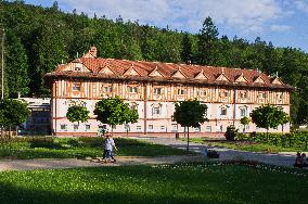 Hotel Jurkovicuv dum on Spa Square, Luhacovice