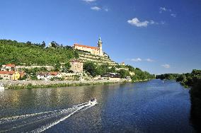 castle, river Labe, Melnik