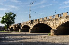 Hlavka bridge, Prague, transport