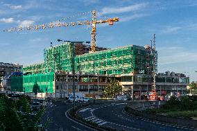 Reconstruction of functionalist building Bubenska, CPI, WPP, Ogilvy, Prague, Holesovice district