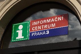 Logo of the Prague 3 Information centre, Vinohrady district, Prague, information