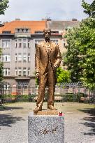 Statue of Masaryk on Bachmacske square in Prague