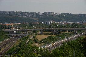 Tram line from Ohrada to Palmovka, elevated tram road, railway