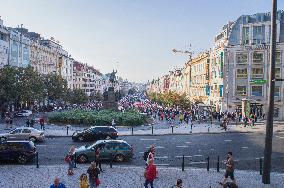 March to Hradcanske Square, demonstration, Million Moments for Democracy